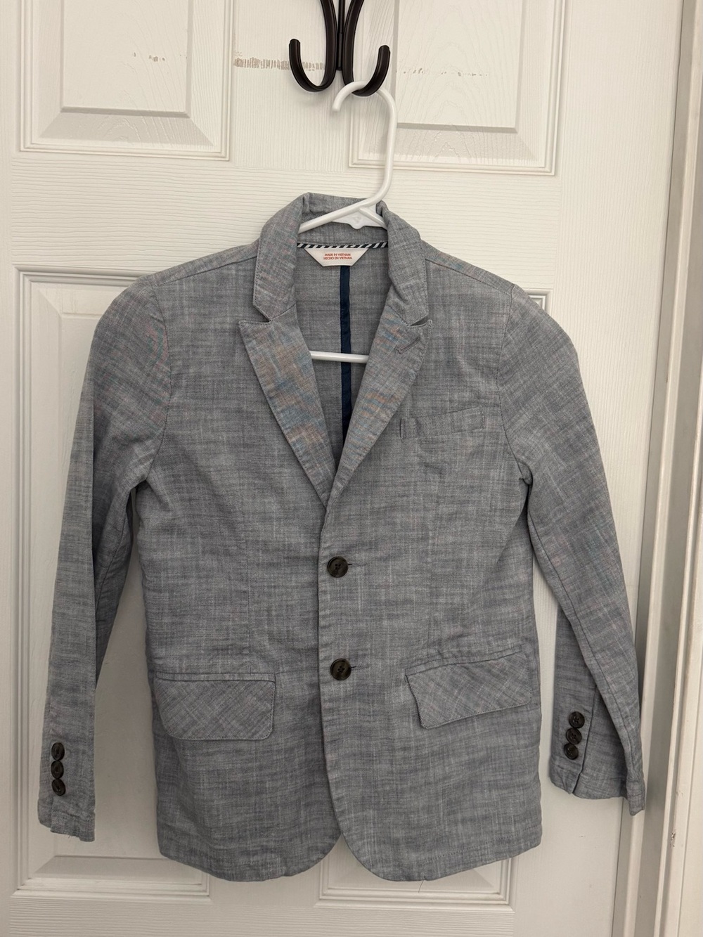 Chambray Blue looks Light Gray Boys Casual Blazer - Modern Two-Button Style